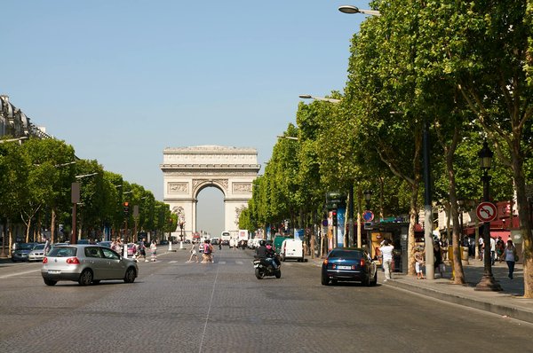 Quels sont les meilleurs itinéraires pour une randonnée dans les montagnes de Wicklow, Irlande?